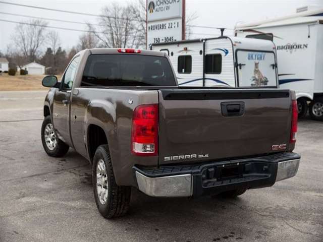 2008 GMC Sierra 1500 4WD Work Truck 2dr Regular Cab 8 ft. LB